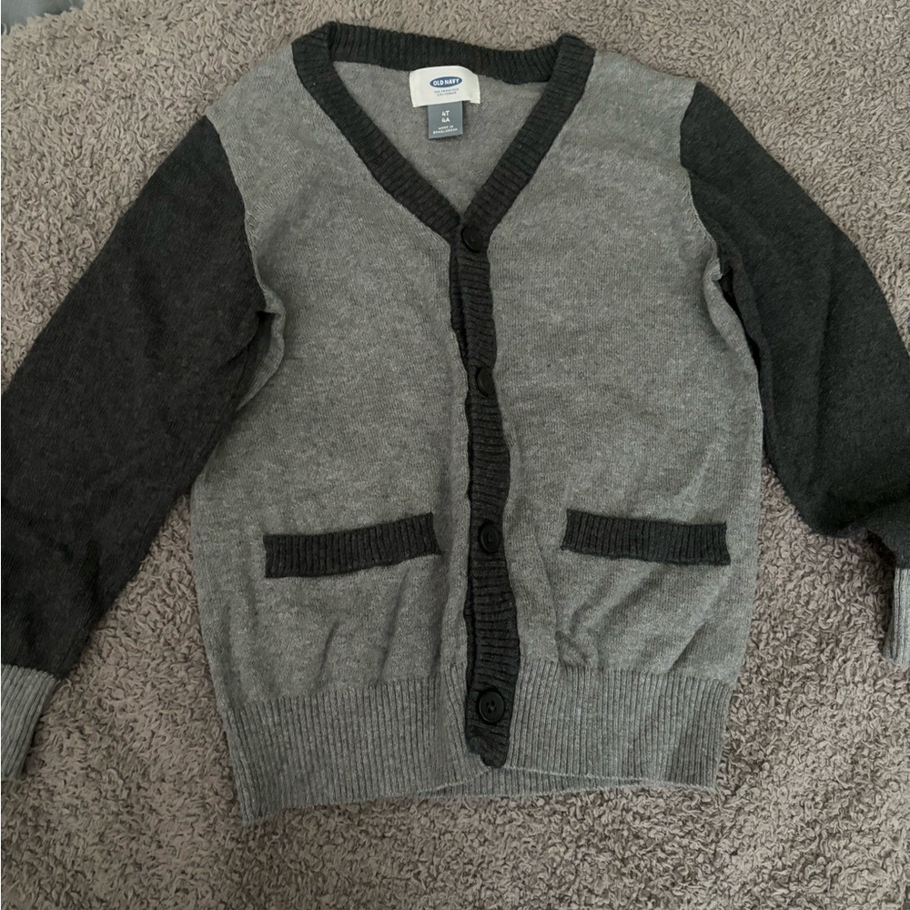 Vneck button up cardigan